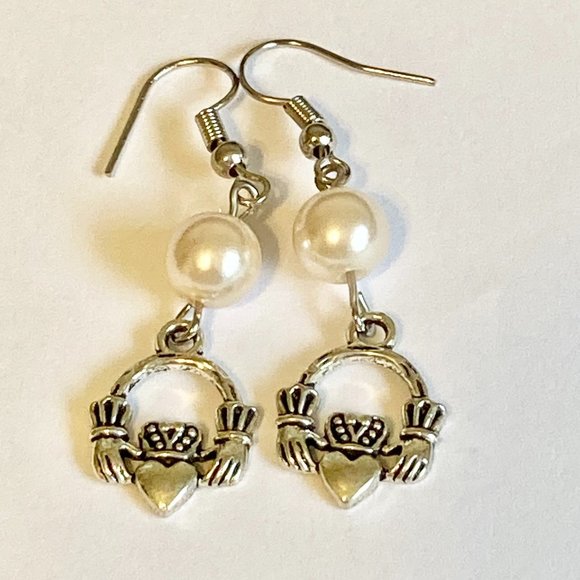 Claddagh Earrings Silver Plated Irish Celtic St Patricks Day White Glass Pearl - Picture 3 of 8